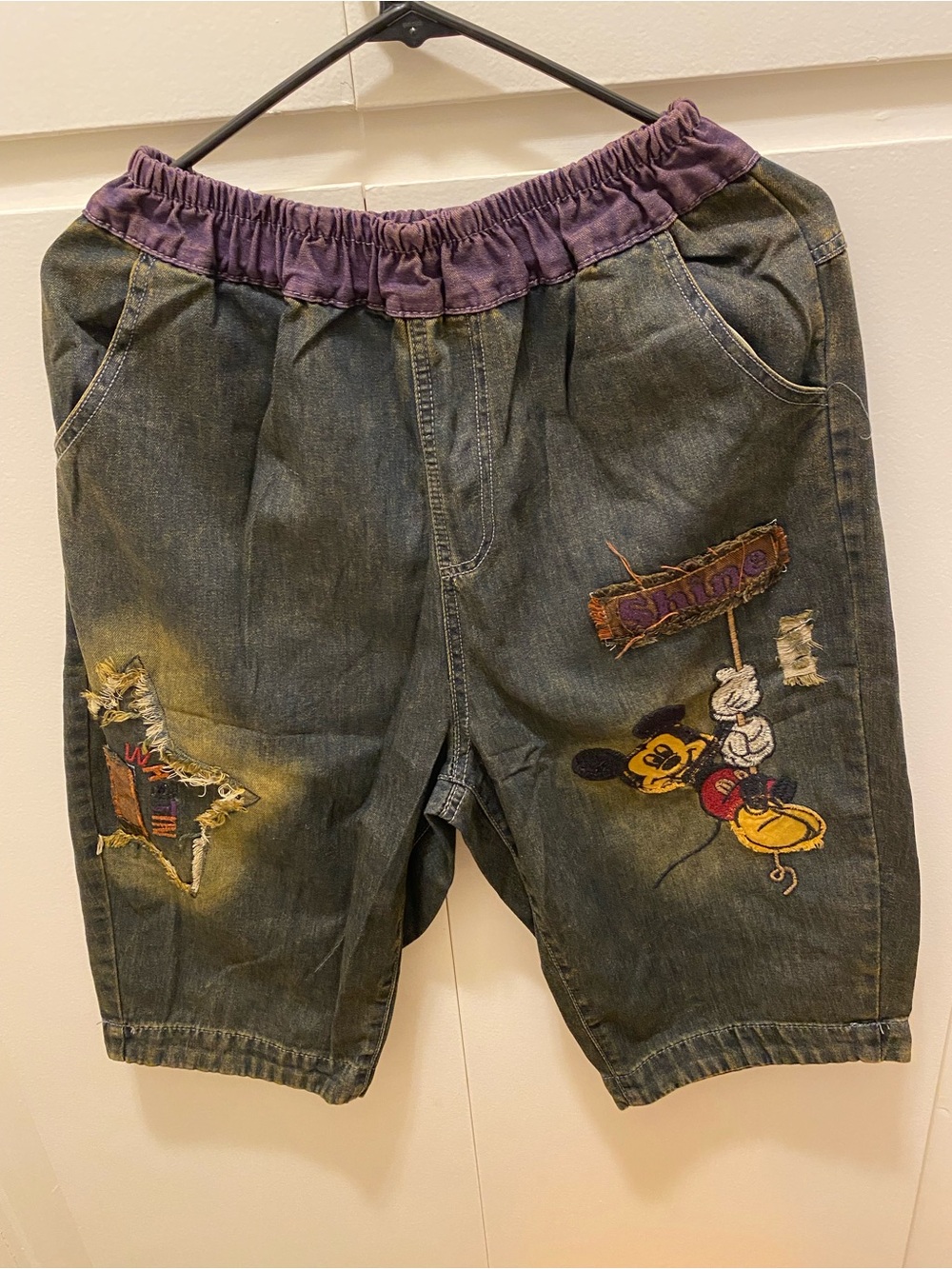Bermuda Shorts with Purple Elastic Waistband and Character Patch in soft denim